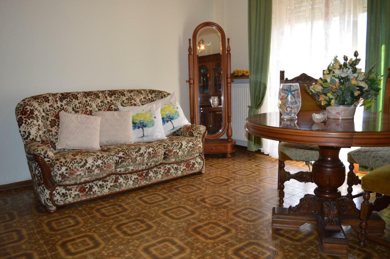 Casa Iliana Apartment Viareggio Luaran gambar